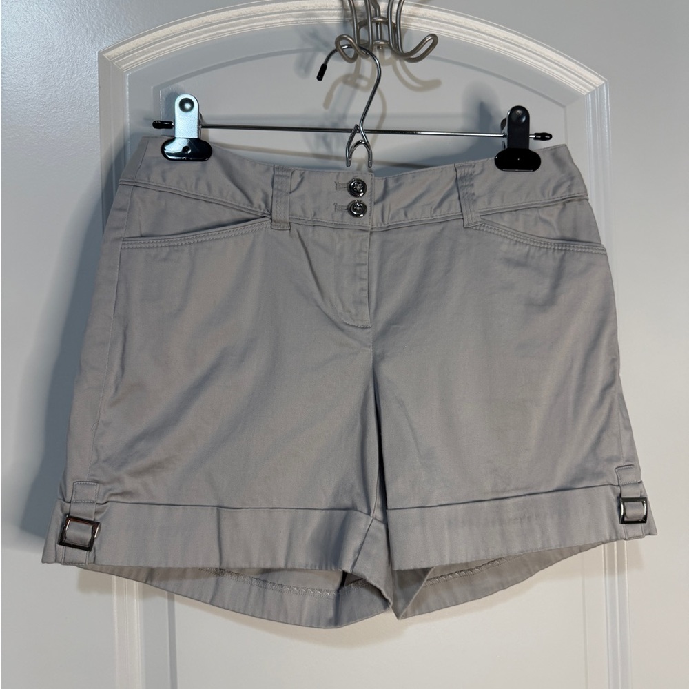 White House Black Market Light Gray Women's Cargo Shorts